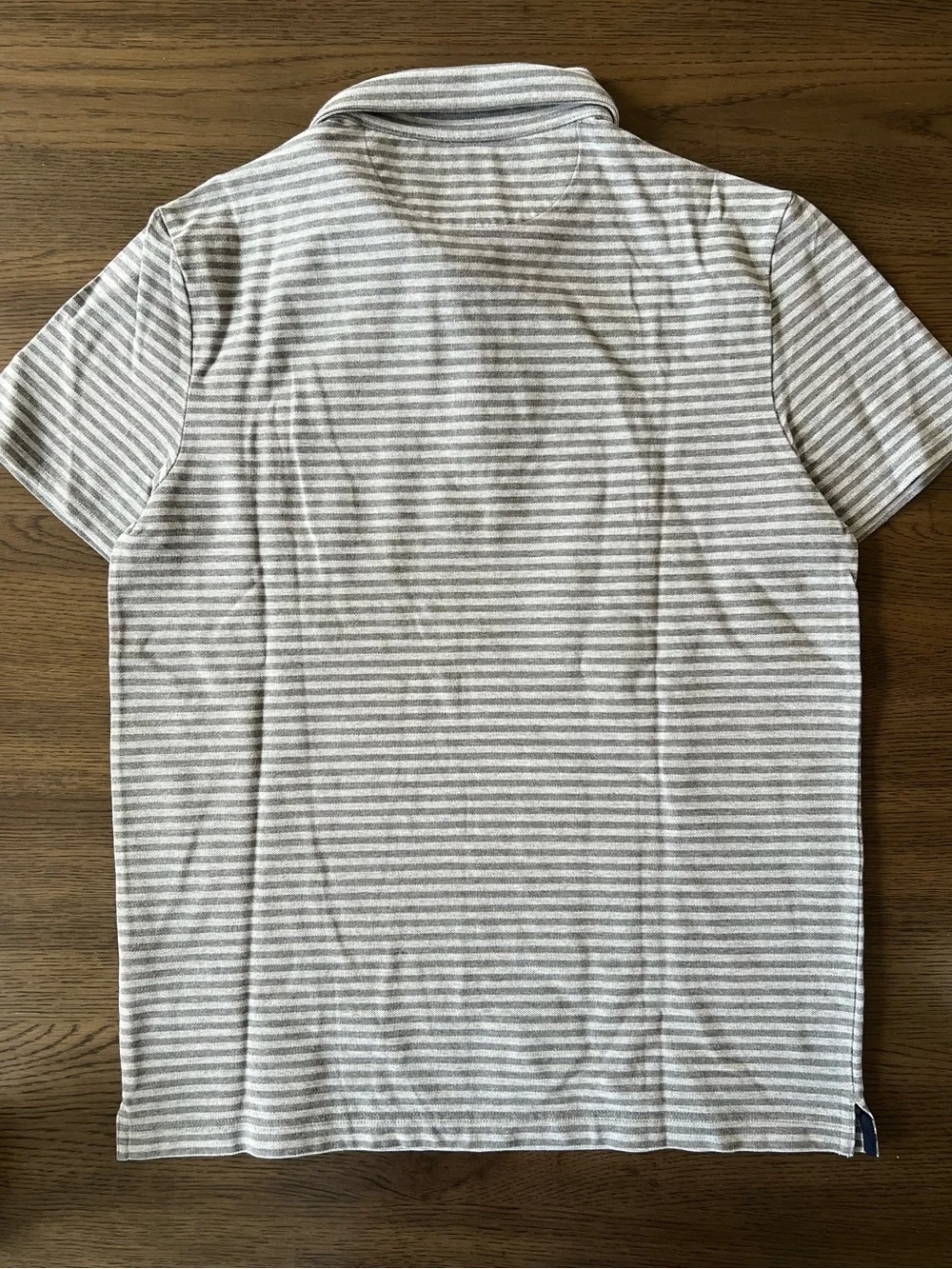 Banana Republic Performance Piqué Polo NWT Men’s Medium Gray Striped Shirt